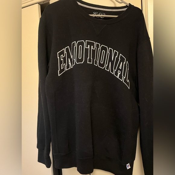 EMOTIONAL CREWNECK - Picture 2 of 5